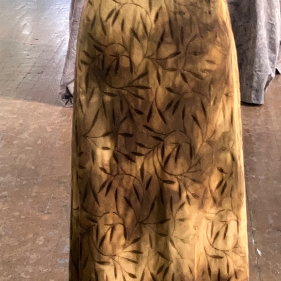 Golden brown leafs print Asian style maxi dress - Picture 12 of 15